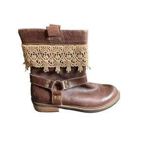 Latigo Women's Zephyr Brown Leather Crochet Trim Harness Ankle Boots Size 6.5US